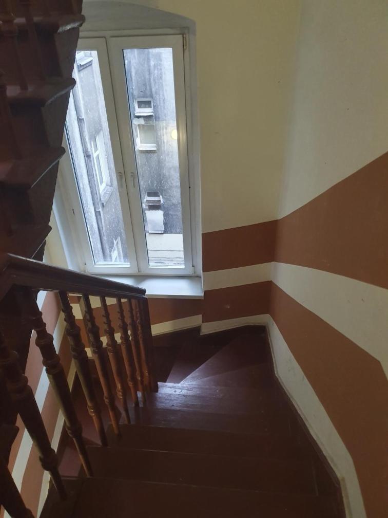 Kopernik Premium Rooms Apartment Торунь Екстер'єр фото
